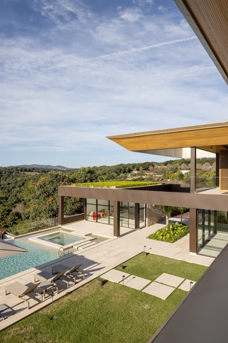 SUNSET HOUSE